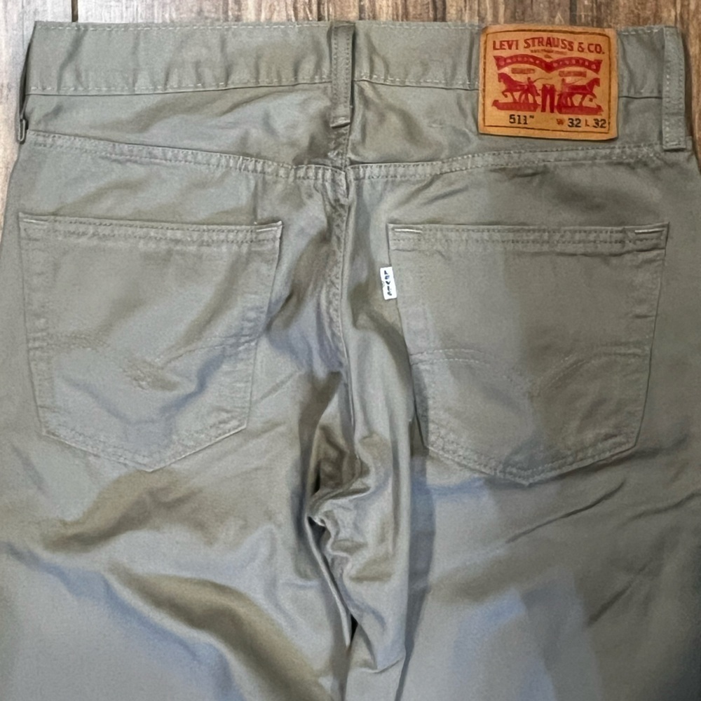 LEVI’S Men’s Khaki Jeans - Excellent Condition - Picture 4 of 7